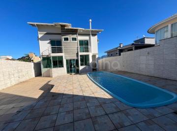 PISCINA · Casa de 255m² com 3 quartos sendo 2 suítes na Pedra Branca