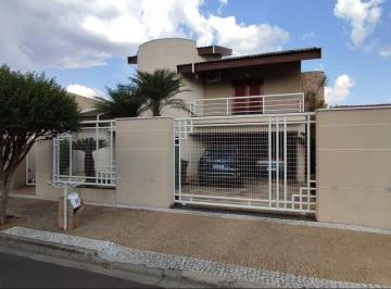 Casa · 344m² · 3 Quartos · 4 Vagas · Casa à venda no Parque Novo Mundo em Americana com 3 quartos (1 suíte) e 4 vagas de garagem