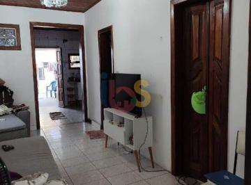 Casa · 135m² · 2 Quartos · VENDO CASA TERREA NO CENTRO