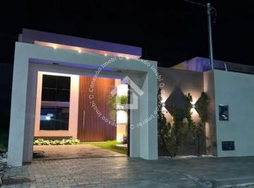 Casa à venda no Luar da Barra - Barra dos Coqueiros | Piscina e 3 quartos sendo 1 suíte · Casa à venda no Luar da Barra - Barra dos Coqueiros | Piscina e 3 quartos sendo 1 suíte