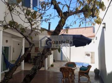 Casa · 450m² · 4 Quartos · 8 Vagas · Sobrado à Venda no Parque dos Pássaros, SBC – 4 quartos sendo 3 Suítes, 450m²