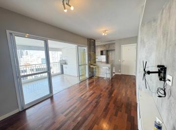 Apartamento · 72m² · 2 Quartos · 1 Vaga · Apartamento em andar alto, com varanda gourmet.