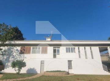 Casa · 550m² · 4 Quartos · 3 Vagas · Casa disponível para Locação no Condomínio Terras de São José I 4 quartos, 2 suítes