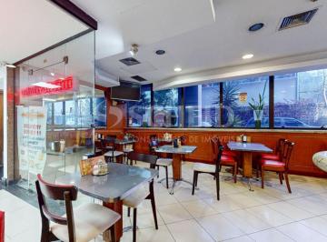 Comercial · 52m² · 1 Vaga · Loja de Rua á Venda em Moema com 52m², 1 vaga.