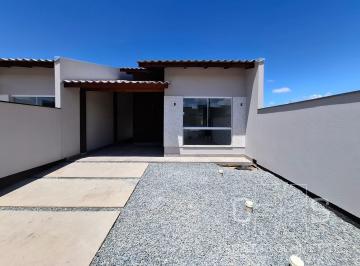 Casa · 64m² · 2 Quartos · Linda casa a venda