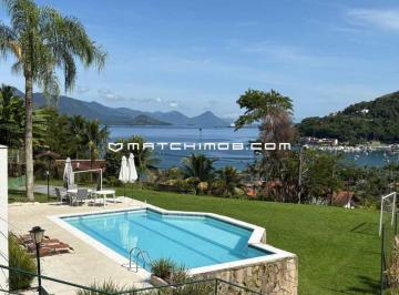 Casa · 450m² · 6 Quartos · 7 Vagas · Portogalo em Angra dos Reis