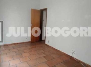 Casa · 89m² · 2 Quartos · 1 Vaga · Excelente casa em condomínio, 2 quartos, vaga de garagem. Portaria 24 horas e in