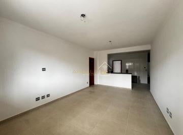 Casa · 85m² · 2 Quartos · 1 Vaga · Casa sobreposta baixa - Marape - Santos