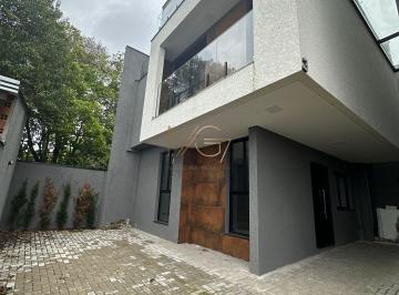 Casa · 137m² · 3 Quartos · 4 Vagas · Sobrado Alto Padrão no Uberaba