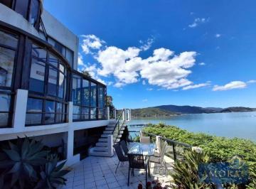 04a95964f5fe39ddef6cd3755656d9e4eab7a994 · Maravilhosa casa sobre o mar a venda em Sambaqui, Florianópolis