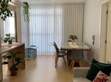 588de1100b10161ee0806fe2c4733c8e57036065 · À venda | 83 m², Sacada com Churrasqueira, 3 quartos e 2 vagas - Jardim Cidade de Florianópolis.