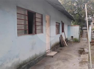 Casa · 70m² · 2 Quartos · 10 Vagas · Casa térrea com 2 quartos à venda em Vila nova galvão - SP