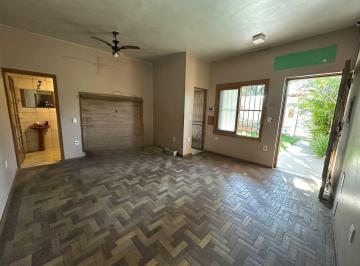 Casa com ampla sala de estar integrada, cozinha com bancada em granito e garagem · Casa à Venda no Bairro Cascata – 3 Dormitórios, Suíte, Piscina e Área de Lazer