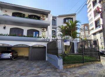 Apartamento · 200m² · 3 Quartos · 1 Vaga · Apartamento térreo de 3 dormitórios, garagem e churrasqueira no bairro Nossa Sen