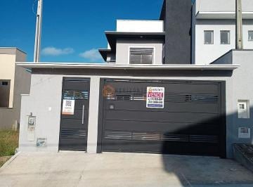 Casa · 130m² · 3 Quartos · 2 Vagas · Sobrado novo à venda no Residencial Solares