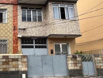Casa de 8 quartos, Rio de Janeiro · Casa dupla para uma grande familia ou duas.