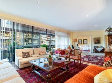 Apartamento · 256m² · 3 Quartos · 3 Vagas · 3 quartos, 3 banheiros, dependência completa, 3 vagas, 256m2 na Lagoa