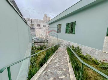 Casa · 448m² · 4 Quartos · 4 Vagas · Casa à venda com 448m², 4 quartos e 4 vagas