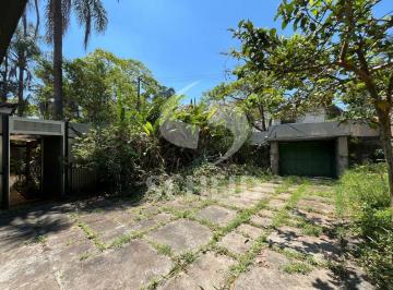 Terreno · 580m² · 4 Quartos · 4 Vagas · Vende-se Terreno, 1.732m2, com casa de 580m2 construída - Jardim Petrópolis.