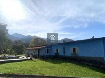Casa · 480m² · 4 Quartos · 2 Vagas · Casa Linear em Granja Guarani, Teresópolis/RJ