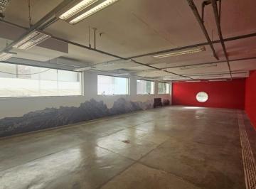 Comercial · 1100m² · Prédio comercial na Rua Gomes de Carvalho, N. 615 - Monousuário • 1100 m²