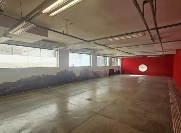 Comercial · 1100m² · Prédio comercial na Rua Gomes de Carvalho, N. 615 - Monousuário • 1100 m²