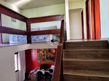 Casa · 175m² · 3 Quartos · 1 Vaga · Casa de 2 andares com 3 quartos localizada do Bairro São José .