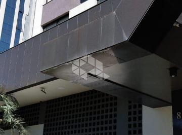 Comercial · 34m² · 1 Vaga · Sala comercial com garagem e banheiro privativo no bairro Boa Vista próximo a Av. Carlos Gomes