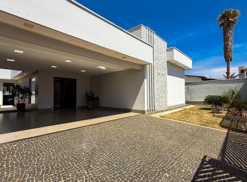 Casa de 1 quarto, Vicente Pires · CASA DE ALTO PADRÃO EM VICENTE PIRES, 3 suítes na rua 3, Lote com 800m²