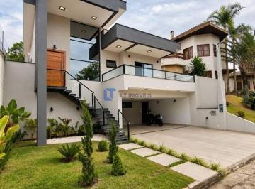 Casa · 300m² · 3 Quartos · 4 Vagas · Casa em Jardim Coleginho, Jacareí/SP de 300m² 3 quartos à venda por R$ 1.890.000,00