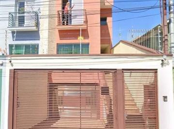 Casa · 215m² · 3 Quartos · 2 Vagas · Sobrado de 215m² com 3 dormitórios próximo ao Largo da Vila Zelina - São Paulo - SP