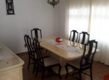 Casa · 257m² · 3 Quartos · 4 Vagas · Sobrado à venda, 3 quartos, 1 suíte, 4 vagas, Jardim Independência - São Paulo/SP