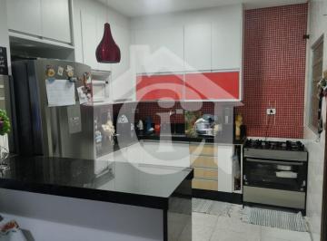 Casa de 6 quartos, Diadema · Oportunidade imperdível no Inamar – Ideal para morar e investir!