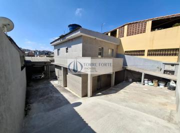 Casa · 255m² · 4 Quartos · 5 Vagas · Sobrado Espaçoso com 4 Dormitórios, 5 Vagas e Edícula em Guaianases