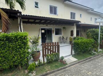 Casa de 2 quartos, Camaçari · Village 106m² à Venda em Abrantes, 2 Suítes, 2 Vagas, Condomínio Fechado