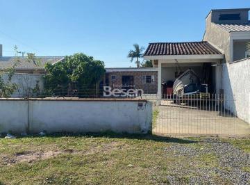Casa · 117m² · 2 Quartos · CASA COM ESPAÇO DE TERRENO, NA BARRA DO SAI