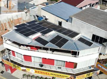 Casa · 180m² · 3 Quartos · 1 Vaga · Sobrado Triplex com Ponto Comercial Mobiliado venda Cidade Industrial.