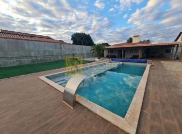 23276ecf45f7179572a6b5496dd59f76278b8e09 · casa arniqueiras IPTU individualizado Próxima à Master Pão Área gourmet coberta