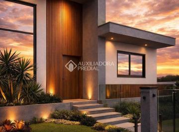 Casa · 300m² · 3 Quartos · 2 Vagas · CASA ALTO PADRÃO - 3 QUARTOS 1 SUITE PISCINA INTEGRADA A ÁREA GOUMET