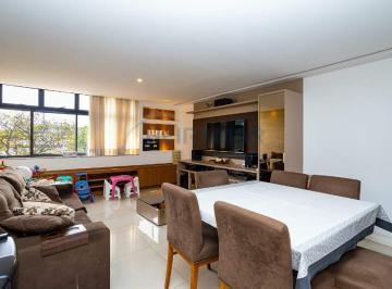 Apartamento · 130m² · 3 Quartos · 1 Vaga · Apartamento Reformado, 3 Quartos, Suíte Master e 130m² – SQN 105, Asa Norte, Brasília
