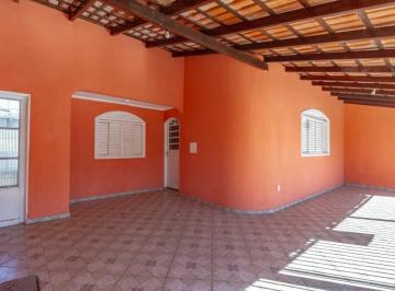 Casa · 90m² · 3 Quartos · 1 Vaga · Casa de 3 quartos, lote compartilhado, para alugar na QNL 3 - Taguatinga Norte