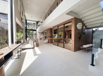 Casa de 5 quartos, Bertioga · Casa imponente e sofisticada na Riviera de São Lourenço