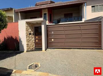 Casa · 298m² · 3 Quartos · 4 Vagas · Casa à venda no Parque Residencial Jaguari em Americana com 3 suítes e 4 vagas de garagem 