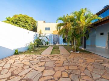 Casa · 400m² · 3 Quartos · 5 Vagas · Casa na Ponte Alta Norte- Rua Jacaranda (Estudo Troca por Casa)