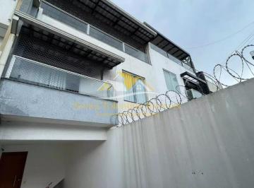 Casa · 130m² · 3 Quartos · 2 Vagas · Oportunidade! Excelente casa geminada duplex de 03 quartos com suíte no Niterói - Betim/MG