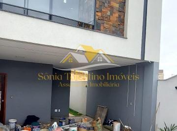 Casa · 161m² · 3 Quartos · 2 Vagas · Oportunidade! Linda casa geminada de alto padrão de 03 quartos e suíte no Guaruja Mansões - Betim/MG