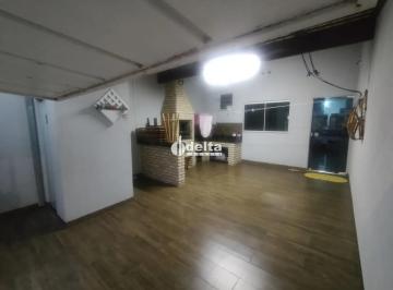 Casa · 125m² · 2 Quartos · 2 Vagas · Casa residencial com 2 quartos disponível para venda no bairro Jardim Brasília em Uberlândia - MG.