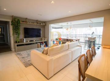 Apartamento · 137m² · 3 Quartos · 3 Vagas · Apartamento à venda com 137m² - 3 quartos (3 suítes) - 3 vagas - 4 banheiros - reformado / Sp