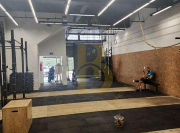 Comercial · 200m² · Imóvel Comercial à Locação em Pinheiros ? 200m² | Pé-direito 4,5m | Localização Estratégica