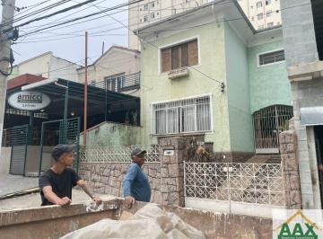Casa · 280m² · 4 Quartos · 4 Vagas · Sobrado com 280m² na Pompeia.